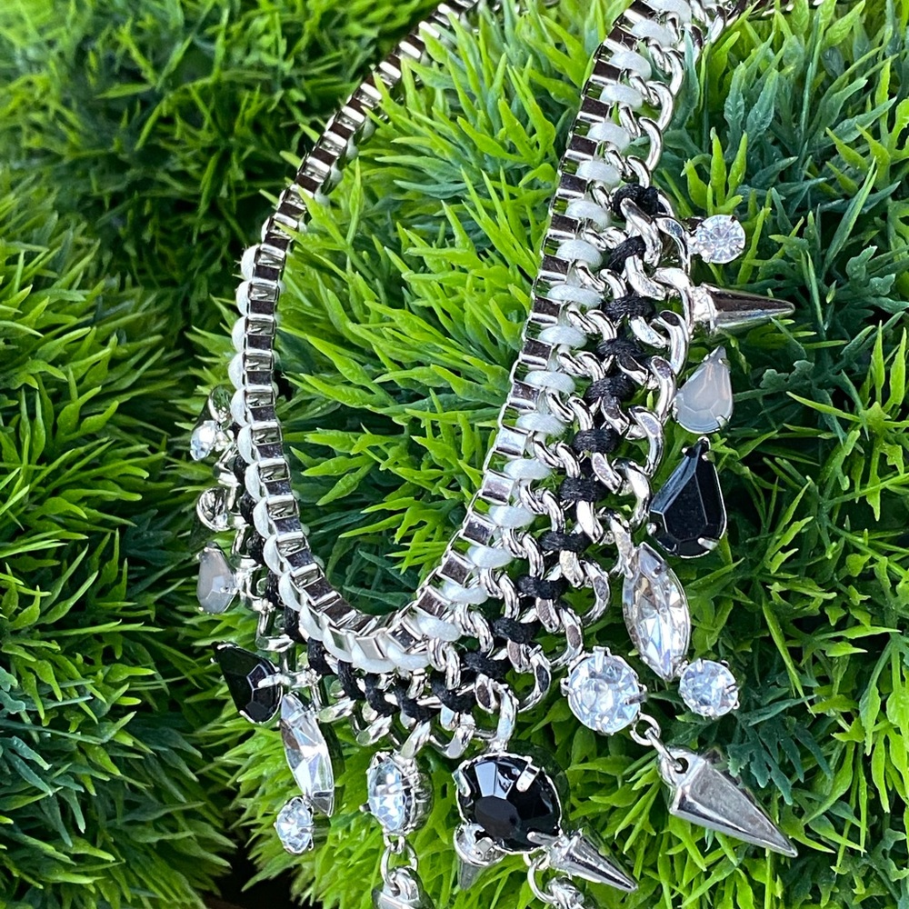 Metal NWT Statement Necklace